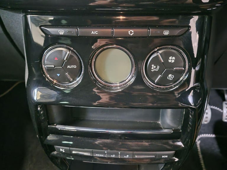 DS AUTOMOBILES DS 3 1.6 BlueHDi Elegance 2017