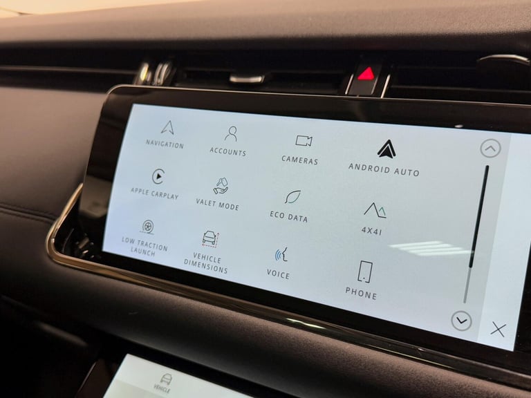 2022 Land Rover Range Rover Evoque 2.0 D200 MHEV R-Dynamic SE SUV 5dr Diesel Auto 4WD Euro 6 (s/s...