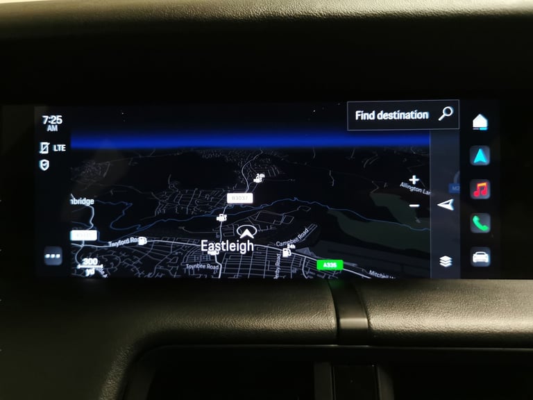 2022 Porsche Taycan Performance Plus 93.4kWh 4S Saloon 4dr Electric Auto 4WD (11kW Charger) (57 S...