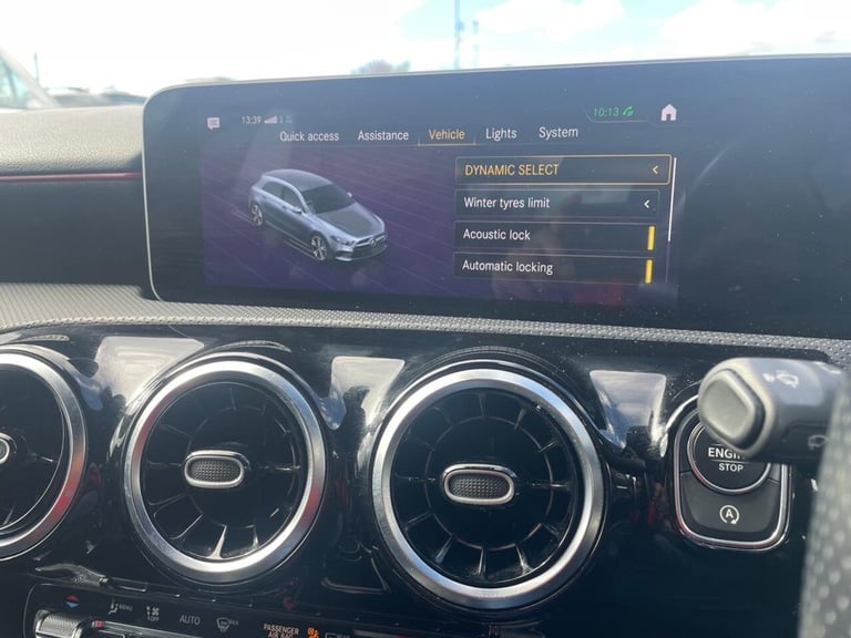 2020 70 MERCEDES-BENZ A-CLASS 2.0 A200D AMG LINE EXECUTIVE HATCHBACK 5DR DIESEL 