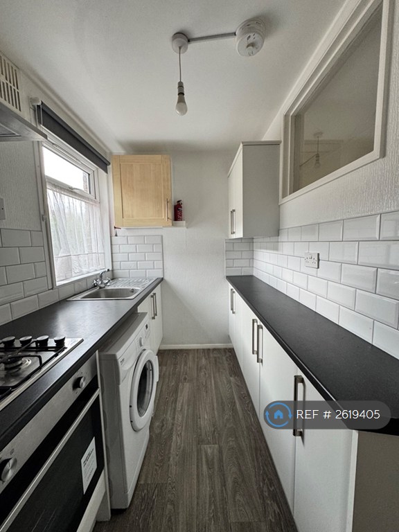 image for 2 bedroom flat in Wellfield Road, London, SW16 (2 bed) (#2619405)