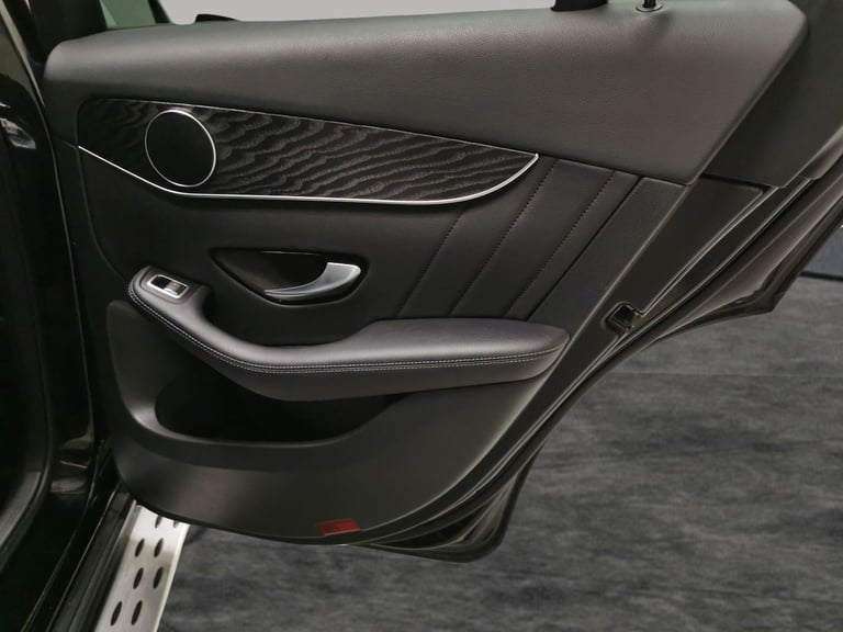 2018 Mercedes-Benz GLC 2.1 GLC220d AMG Line SUV 5dr Diesel G-Tronic+ 4MATIC Euro 6 (s/s) (170 ps)...