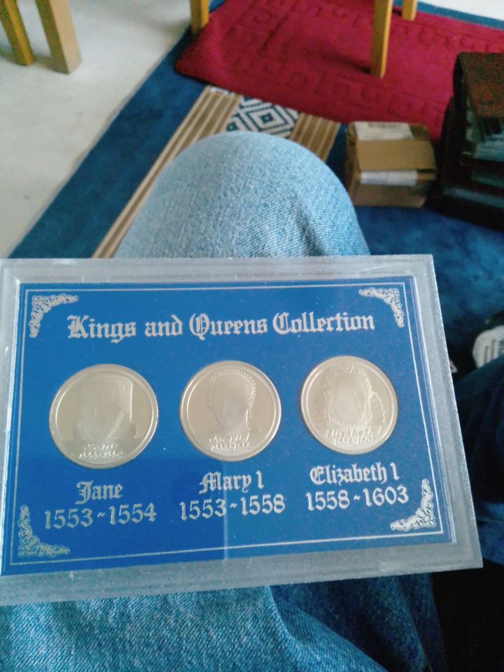 Kings and Queens coin collection x 11