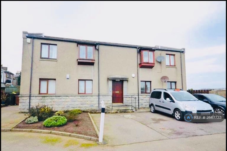 2 bedroom flat in Gladstone Place, Woodside, Aberdeen, AB24 (2 bed) (#2667733)