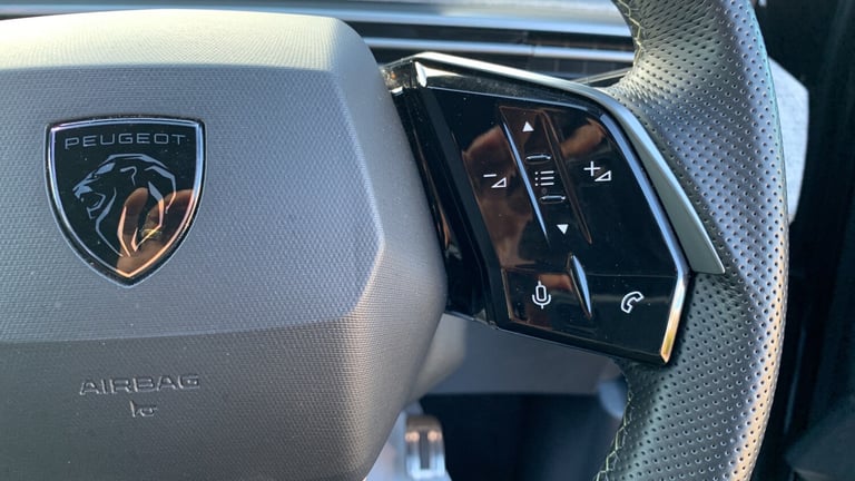 2024 Peugeot 3008 1.2 HYBRID GT SUV 5dr Petrol Hybrid e-DSC6 Euro 6 (s/s) (136 ps) SUV Hybrid Aut...