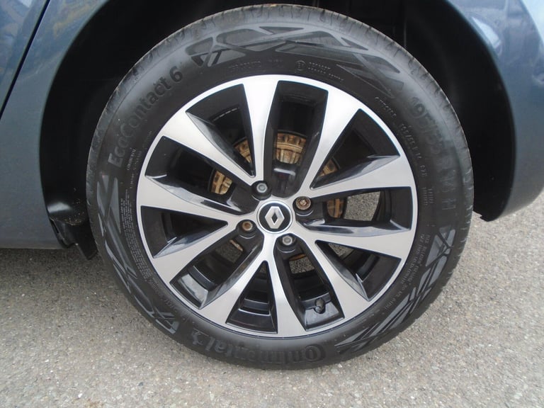 2022 Renault Clio 1.0 TCe Iconic Euro 6 (s/s) 5dr HATCHBACK Petrol Manual