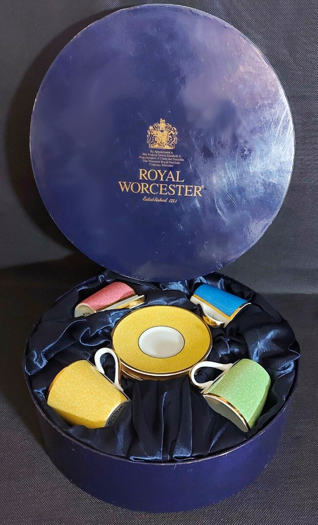 Royal Worcester Queen Elizabeth II Espresso Coffee Cups Set Limited ...