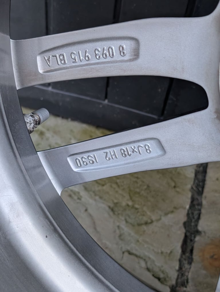 Genuine BMW 18 inch Alloy Wheels G30 G31