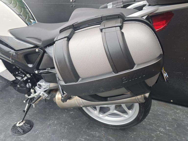 BMW F 800 2011 HPI CLEAR | MOT, SERVICE & WARRANTY INCLUDED