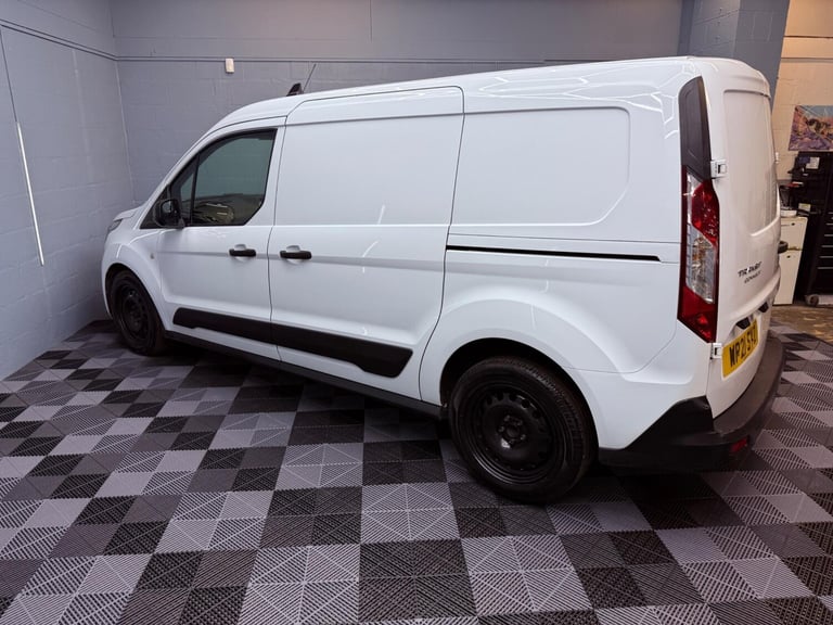 2021 Ford Transit Connect 1.5 230 EcoBlue Trend Crew Van L2 Euro 6 (s/s) 6dr PANEL VAN Diesel Manual