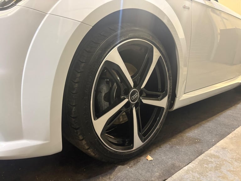  Audi TT 2.0 TFSI Black Edition Roadster Euro 6 (s/s) 2dr Petrol Manual