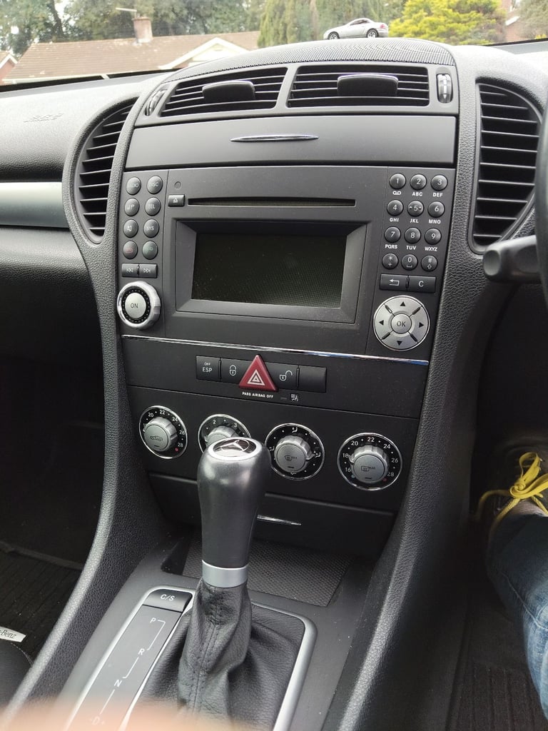 Mercedes-Benz, SLK, Convertible, 2010, Semi-Auto, 1796 (cc), 2 doors
