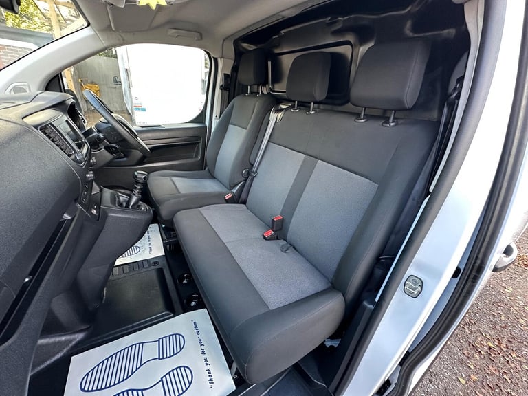 2023 Peugeot Expert 2.0 BlueHDi 1400 Professional Premium + Standard Panel Van MWB Euro 6 6dr PAN...