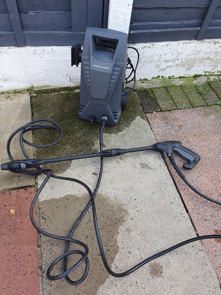 Pressure washer 