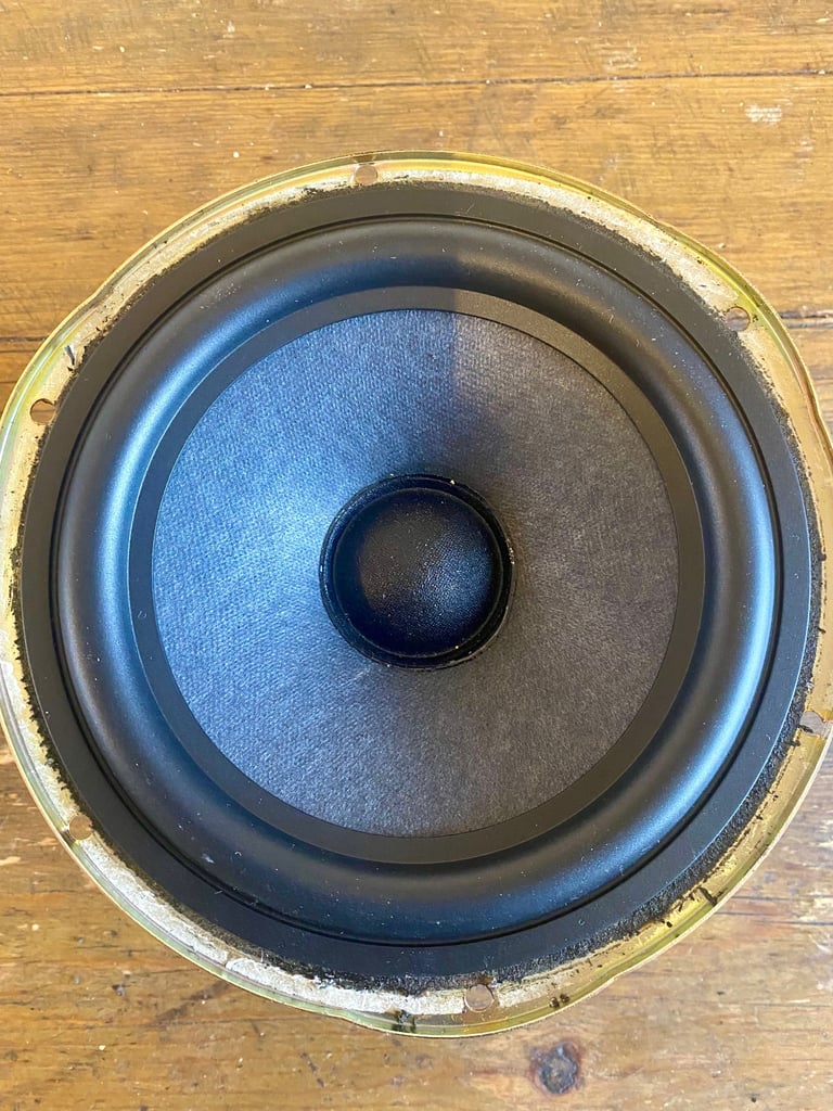Kef reference model 1 hifi speakers