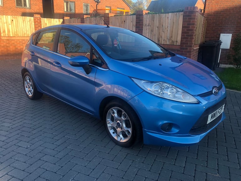 Ford Fiesta (11) Zetec 1.4 TDCi Diesel 5dr. Long MOT. £20 tax. 60 MPG. Low insurance. Brilliant cond