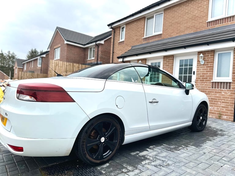 Renault, MEGANE, Convertible, 2011, Manual, 1397 (cc), 2 doors Turbo Charged Eff