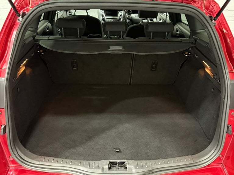 2016 Ford Focus 1.5 TDCi EcoBoost ST-Line Estate 5dr Diesel Manual Euro 6 (s/s) (120 ps) Estate D...