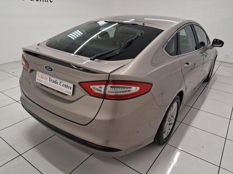 2015 Ford Mondeo 2.0 TDCi Titanium Hatchback 5dr Diesel Manual Euro 6 (s/s) (150 ps) HATCHBACK Di...