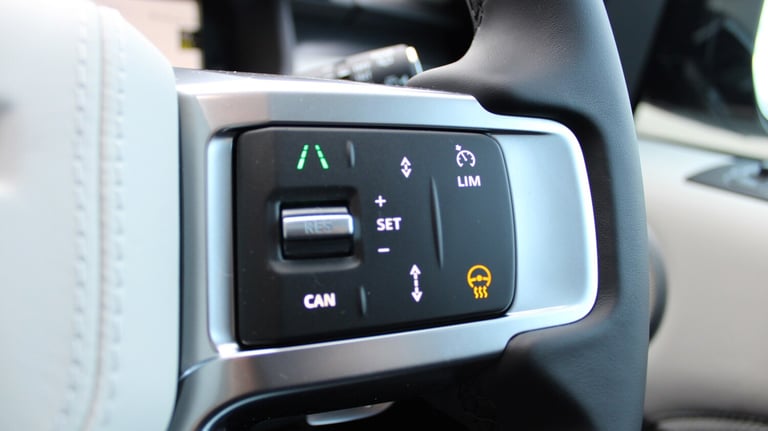 2025 Land Rover Discovery 3.0 D350 Metropolitan Edition 5dr Auto Estate Diesel Automatic