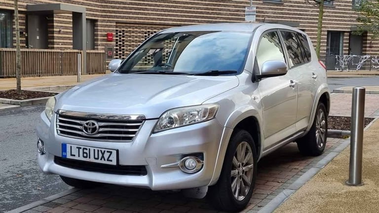 image for 🚙 Toyota RAV4 SR – 2.2 Diesel 4x4 | Automatic | Service History | Reliable SUV
