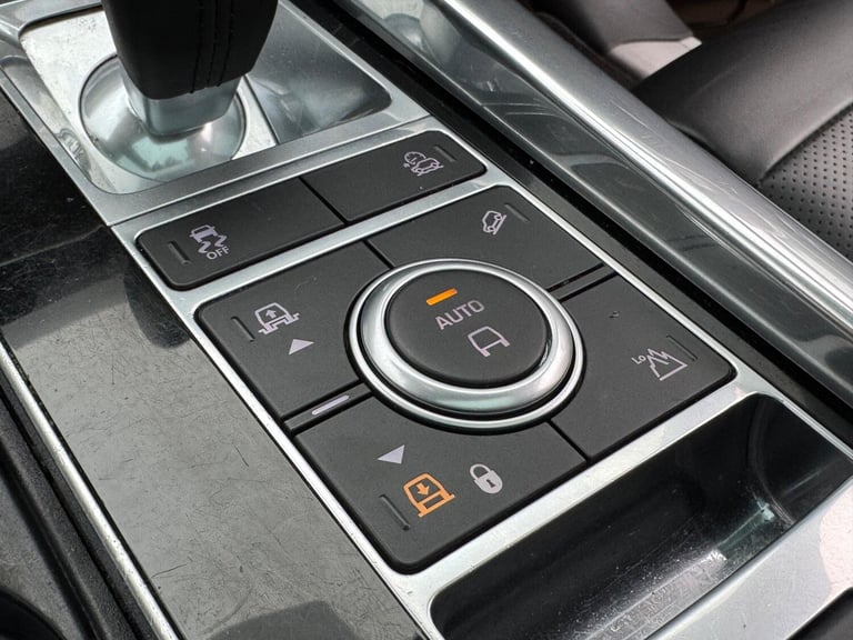 2021 Land Rover Range Rover Sport 3.0 D300 MHEV HSE Dynamic Black Auto 4WD Euro 6 (s/s) 5dr ESTAT...