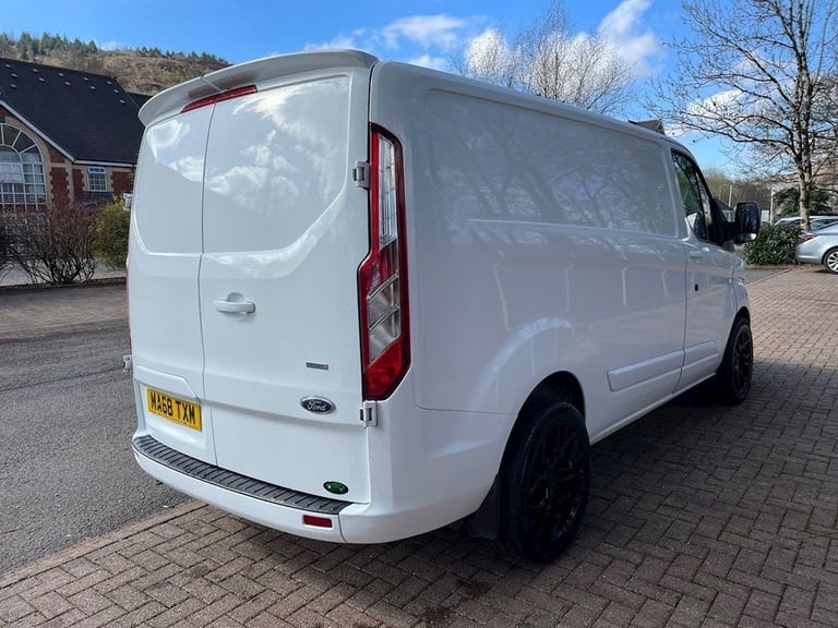 2018 68 FORD TRANSIT CUSTOM 2.0 300 BASE P/V L1 H1 104 BHP DIESEL