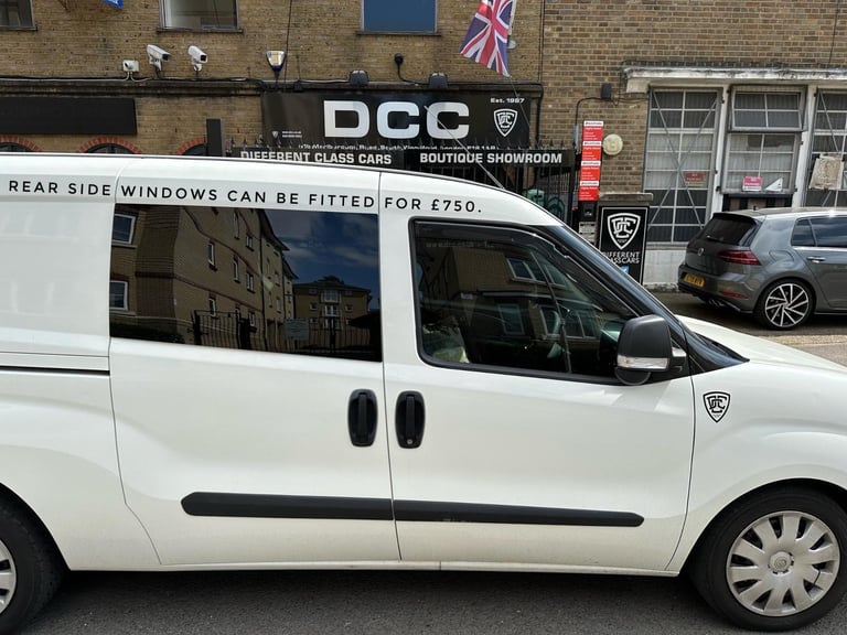 2017 Vauxhall Combo COMBI,PANEL,CREW VAN 5 SEATS,2300 CDTI