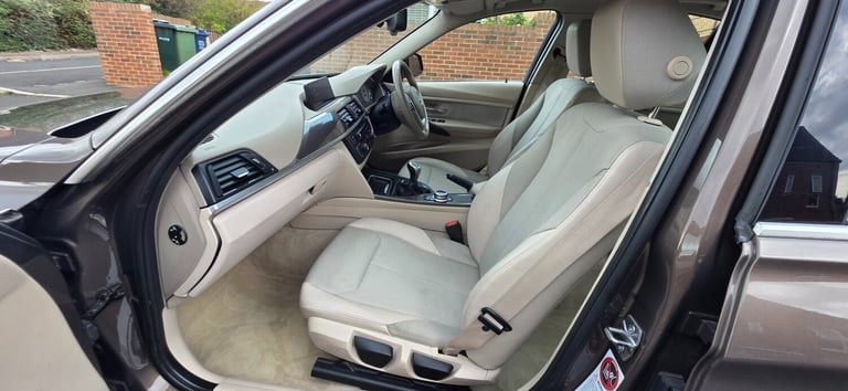 2012 BMW 3 Series 320i Modern 4dr SALOON Petrol Manual