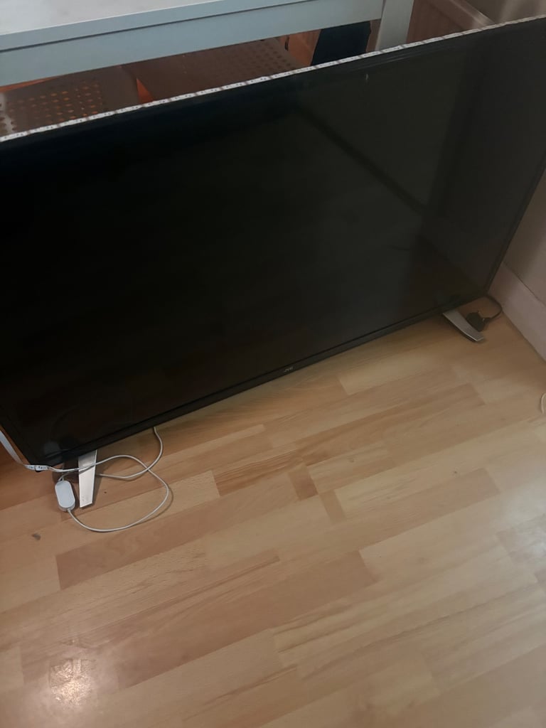 JVC 50inch Smart Tv
