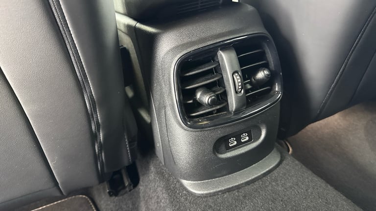 2022 MINI Clubman 1.5 Cooper Exclusive 6dr Auto [Comfort/Nav+ Pack] Petrol Estate Estate Petrol A...