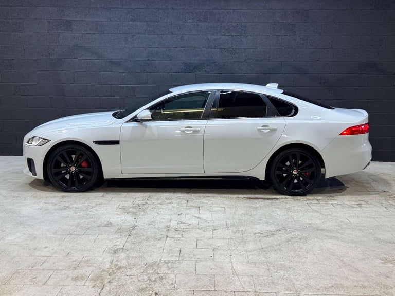 2016 Jaguar XF 3.0 XF V6 S D Auto 4dr Saloon Diesel Automatic