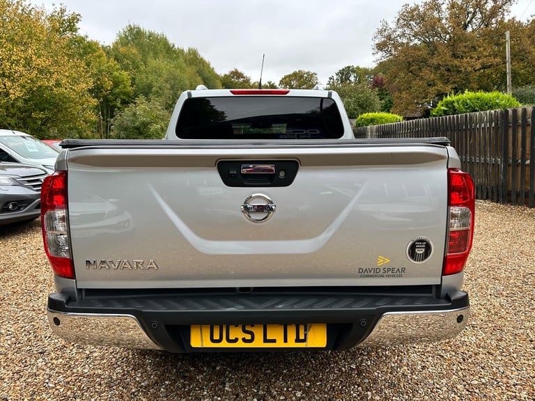 2016 Nissan Navara Double Cab Pick Up Tekna 2.3dCi 190 4WD PICK UP DIESEL Manual