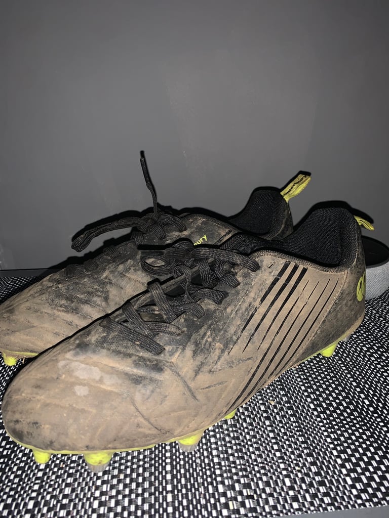 Canterbury rugby boots size 7 