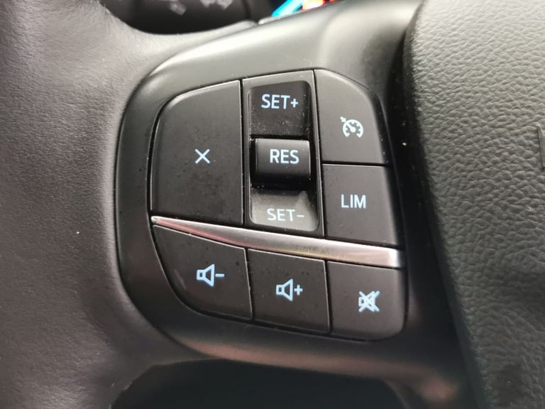 2021 Ford Kuga 1.5 EcoBlue Zetec SUV 5dr Diesel Manual Euro 6 (s/s) (120 ps) - FORD SYNC3  Suv Di...