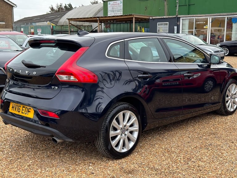 2016 Volvo V40 T3 [152] SE Lux Nav 5dr Geartronic HATCHBACK PETROL Automatic