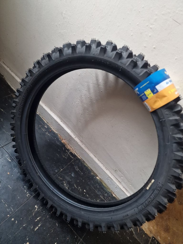 Front wheel for a kx80