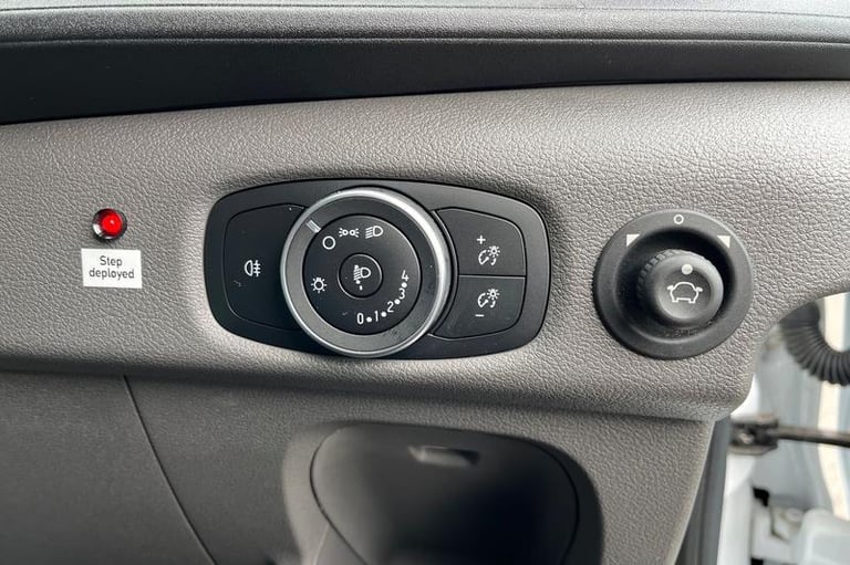 2025 Ford Transit 350 Leader L2 MWB Refrigerated Temperature Controlled RWD 2.0 EcoBlue 130ps Tem...