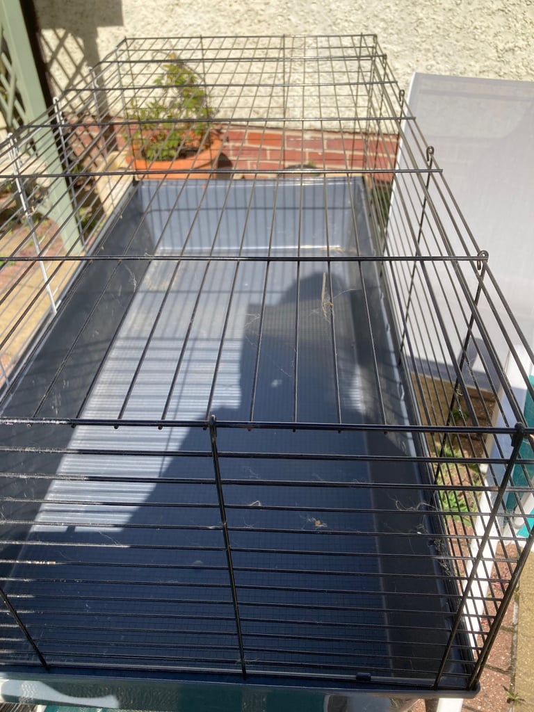 FERPLAST SMALL ANIMAL TEMPORARY CAGE - USED V.G.C.