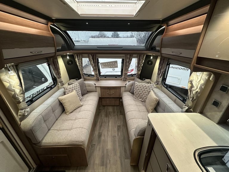 Coachman Vip 575 Solar Panel / ATC / External 240v - BBQ