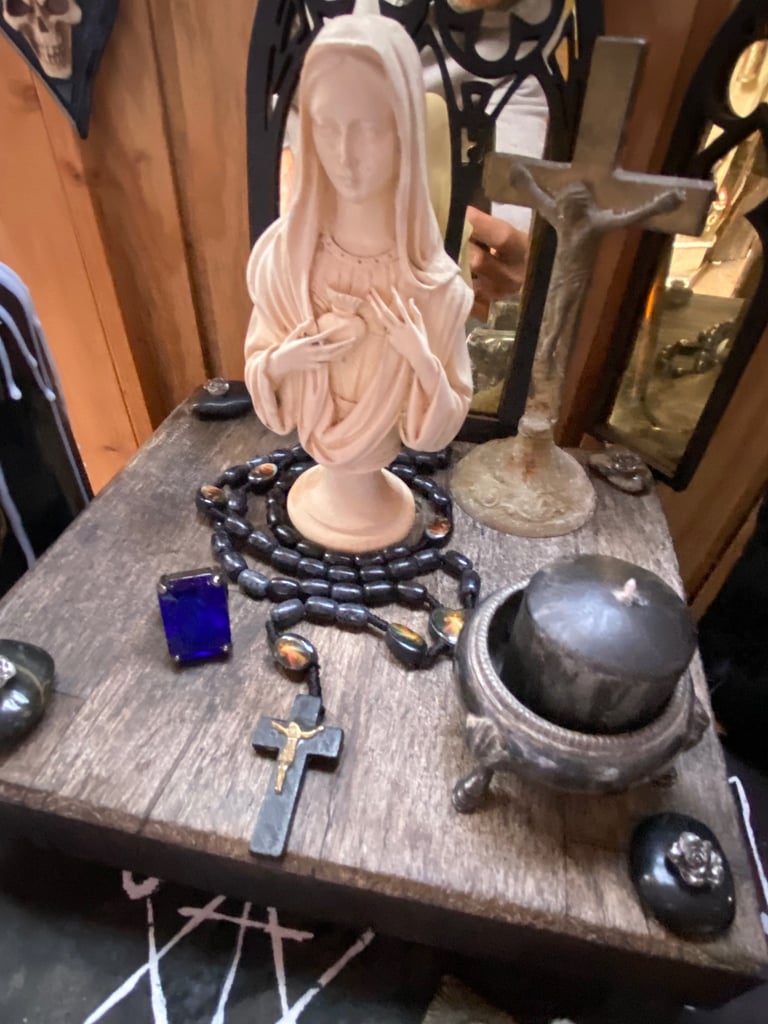 Gothic set up bundle 