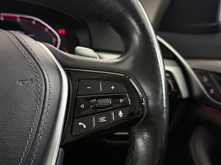 2020 BMW 5 Series 520d SE 4dr Auto SALOON DIESEL Automatic