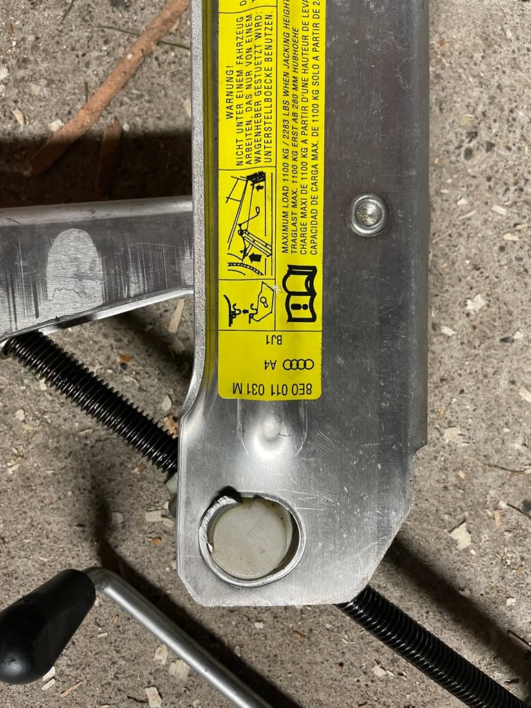2001-2008 AUDI A4 CAR JACK
