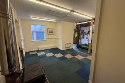 Main Workspace / Workshop / 3 Individual Garages Storage Unit Available 