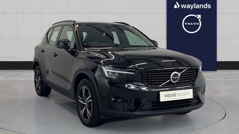 2023 Volvo XC40 Plus, B3 Mild hybrid, Petrol, Dark (360 Camera, Apple CarPlay, Heated Seat) Estat...