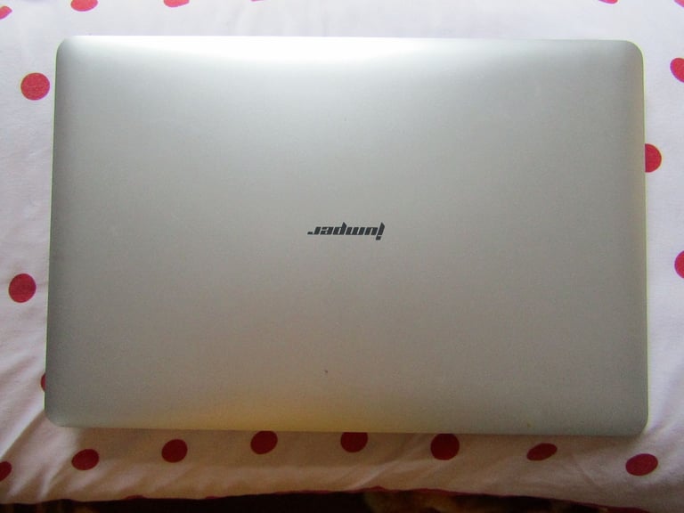 silver JOOMPER 14inch laptop tools in good condition lightly used 64GB own charger