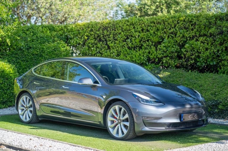 image for 2019 Tesla Model 3 (Dual Motor) Performance Saloon 4dr Electric Auto 4WDE (Performance Upgrade Sa...
