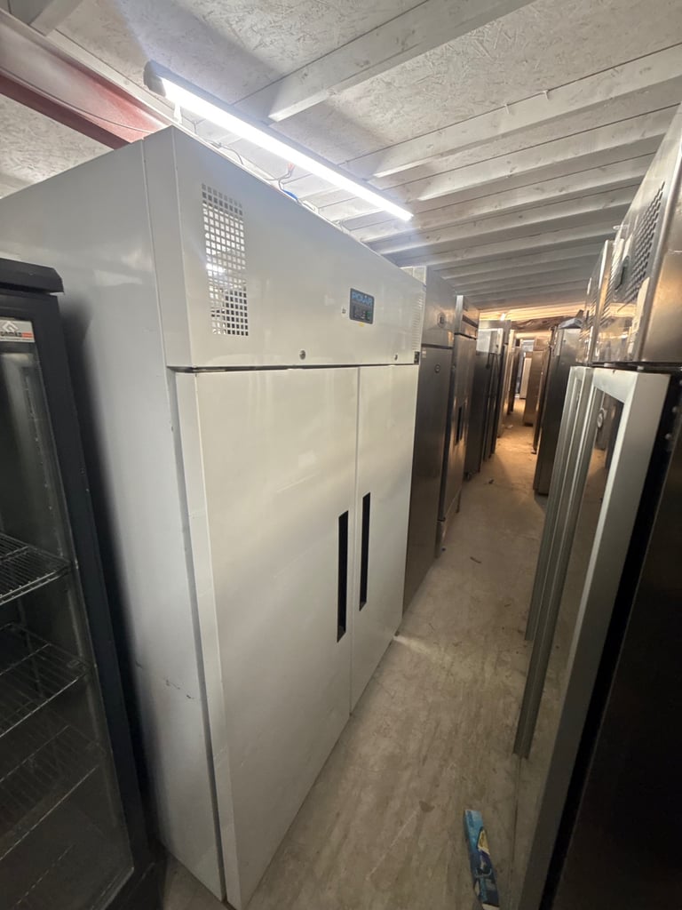 Commercial fridge freezer cafe shop restaurant takeaway chiller freezer fridge Williams foster 