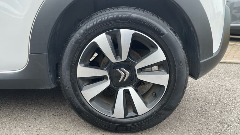 2024 Citroen C3 1.2 PureTech PLUS Hatchback 5dr Petrol EAT6 Euro 6 (s/s) (110 ps) Hatchback Petro...