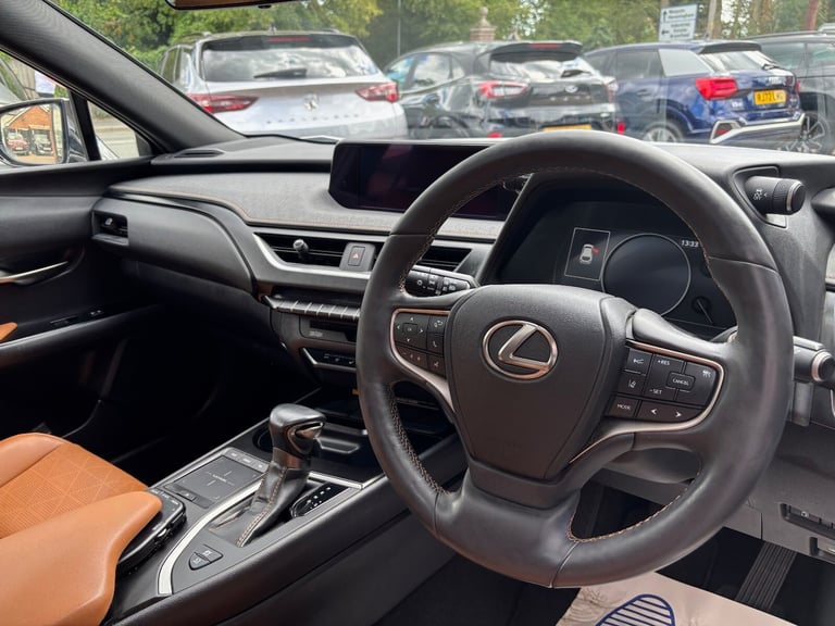 2019 Lexus UX 250h 2.0 Takumi 5dr CVT Hatchback Hybrid Automatic
